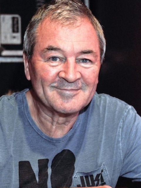 [ian Gillan] Biografia Altura Idade Aniversário E Signo