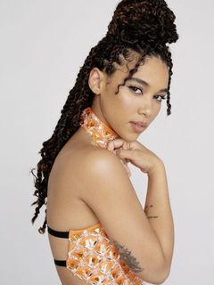 Foto de Alexandra Shipp