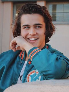 Foto de Charlie Gillespie