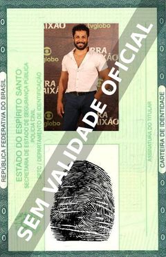 Imagem hipotética representando a carteira de identidade de Amaury Lorenzo