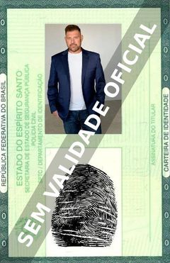 Imagem hipotética representando a carteira de identidade de Brad William Henke