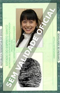 Imagem hipotética representando a carteira de identidade de Chisa Yokoyama