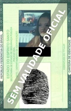 Imagem hipotética representando a carteira de identidade de Christina Lindberg