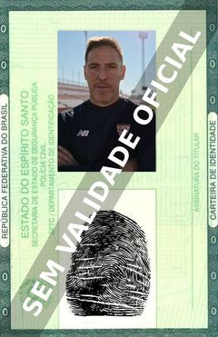 Imagem hipotética representando a carteira de identidade de Eduardo Berizzo