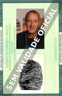 Imagem hipotética representando a carteira de identidade de Guti Fraga