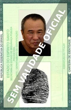 Imagem hipotética representando a carteira de identidade de Hsiao-Hsien Hou