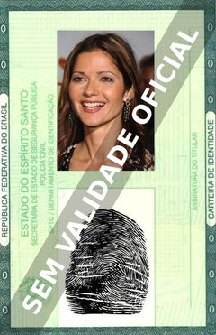 Imagem hipotética representando a carteira de identidade de Jill Hennessy