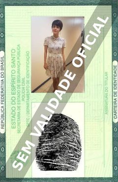 Imagem hipotética representando a carteira de identidade de Julia Dalavia 