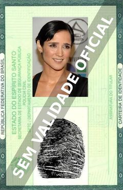 Imagem hipotética representando a carteira de identidade de Julieta Venegas