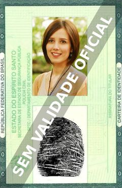 Imagem hipotética representando a carteira de identidade de Marjorie Estiano