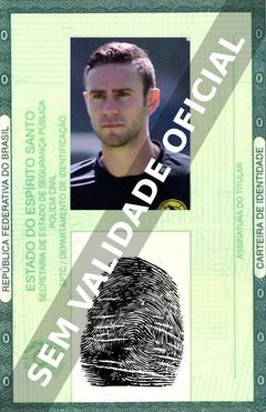 Imagem hipotética representando a carteira de identidade de Miguel Layún