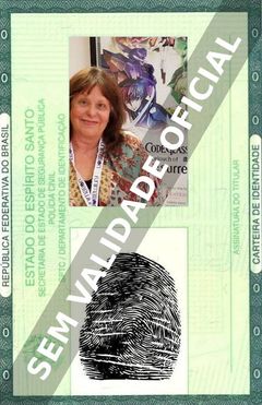 Imagem hipotética representando a carteira de identidade de Rebecca Forstadt