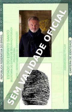 Imagem hipotética representando a carteira de identidade de Sam Neill