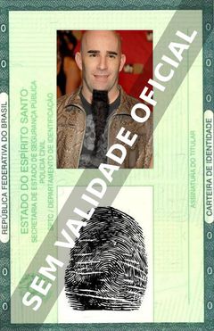 Imagem hipotética representando a carteira de identidade de Scott Ian
