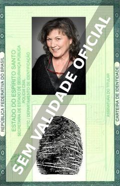 Imagem hipotética representando a carteira de identidade de Teresa Madruga