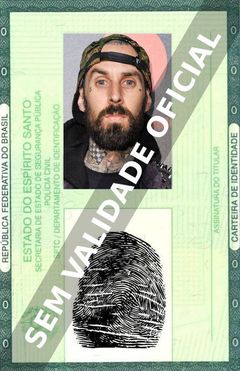 Imagem hipotética representando a carteira de identidade de Travis Barker